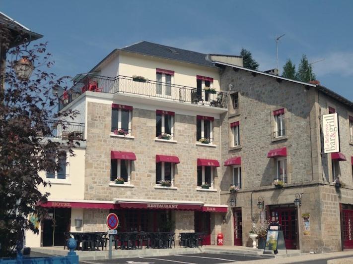 Hotel Le Bellerive Peyrat-le-Château Exterior foto