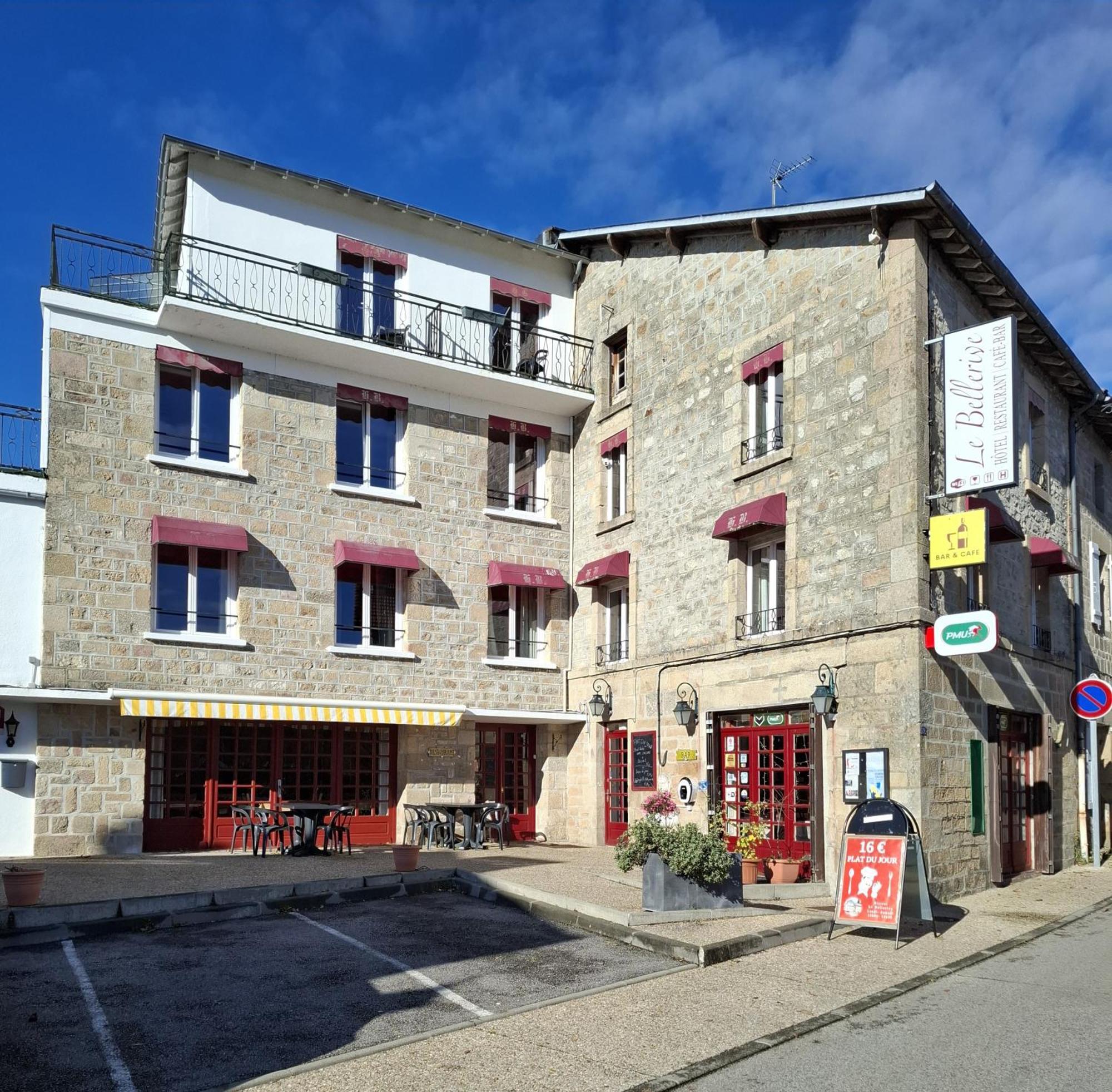 Hotel Le Bellerive Peyrat-le-Château Exterior foto